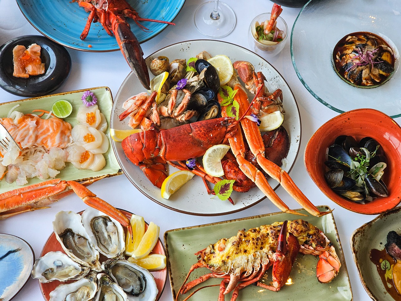 Champagne Brunch | Seafood Buffet | UNOMAS Bangkok